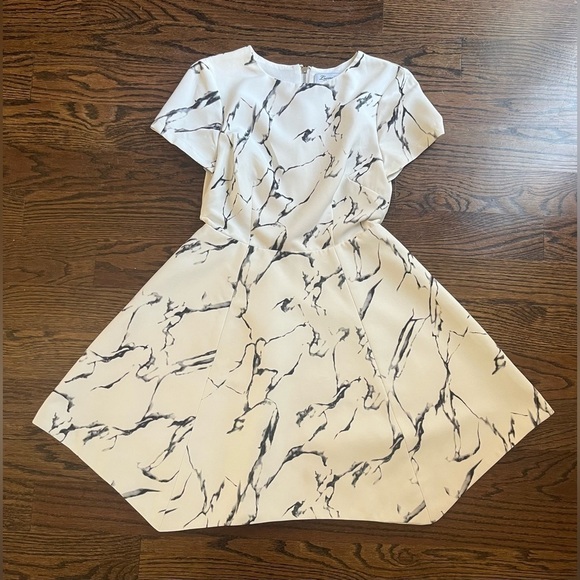 Lumier by Bariano crepe dress Sz. XS white marble print - Picture 7 of 10